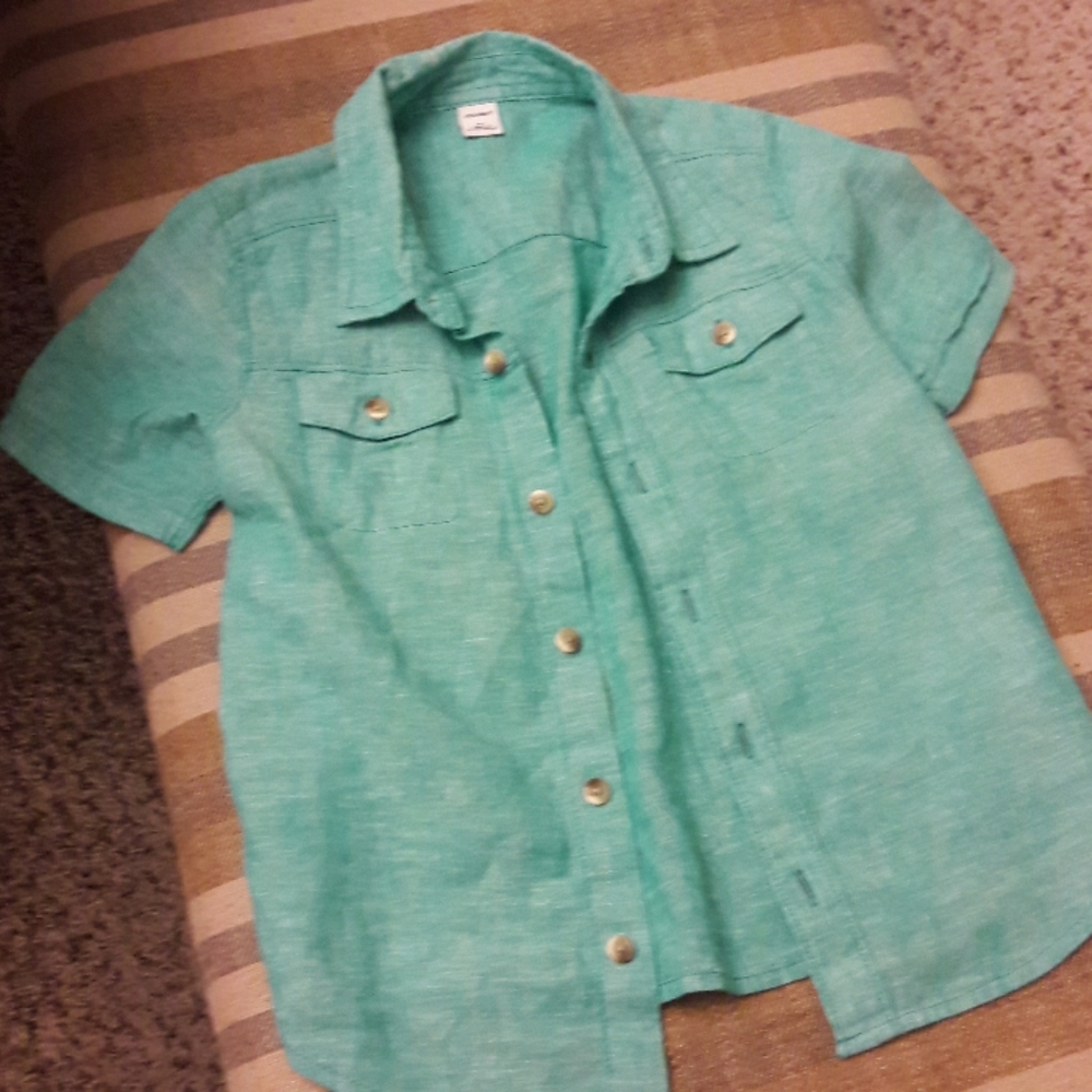 Old Navy shirt kids
